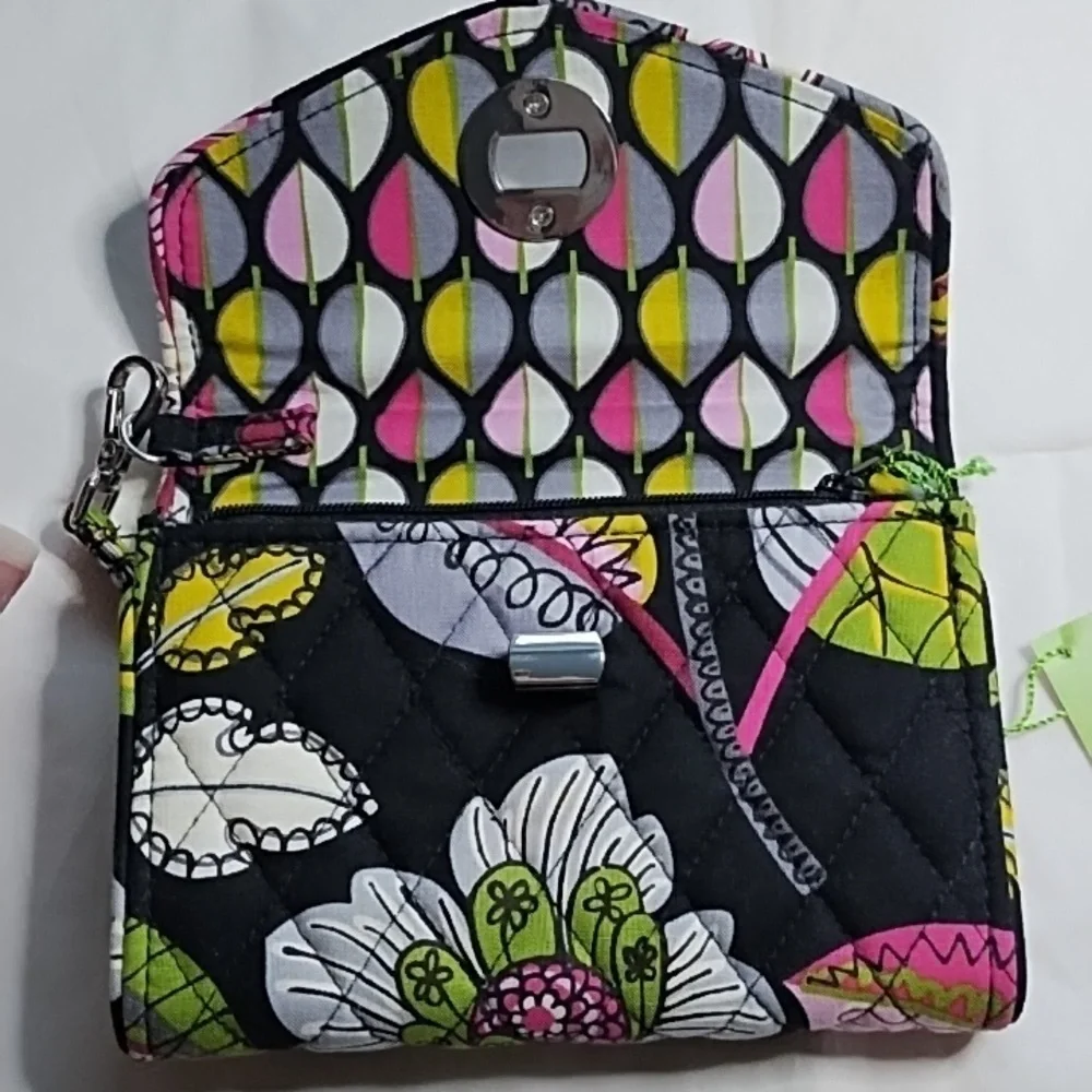 Vera Bradley Your Turn Smartphone Wristlet Moon Blooms